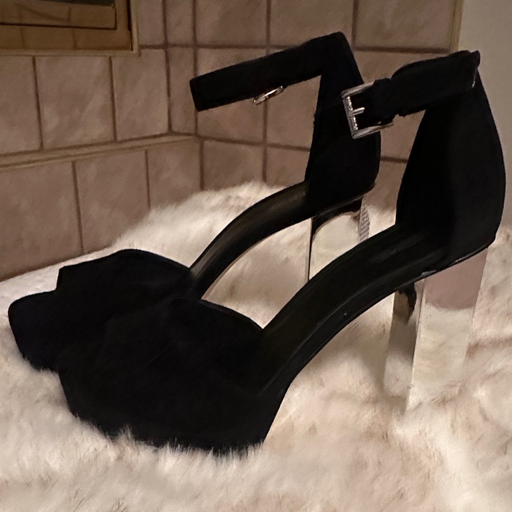MICHAEL Michael Kors Black Heels with Sparkling Silver Block New never worn